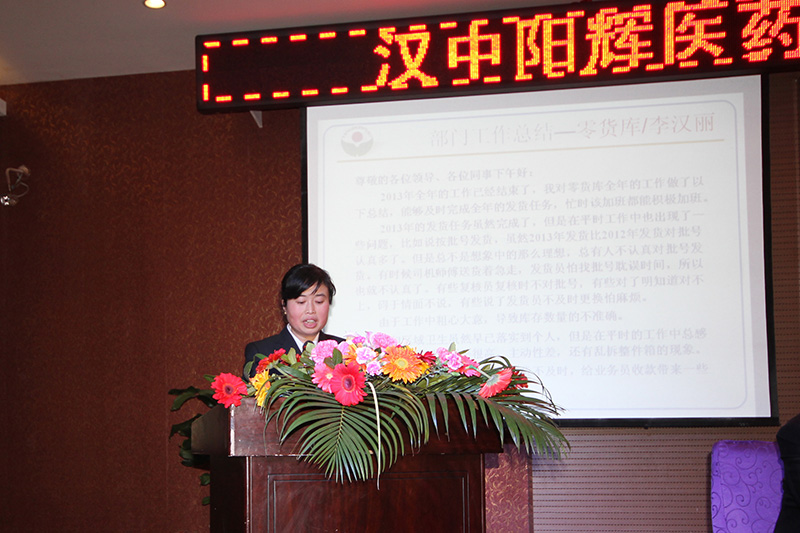 �f��: ���T�������Y���}����������h��